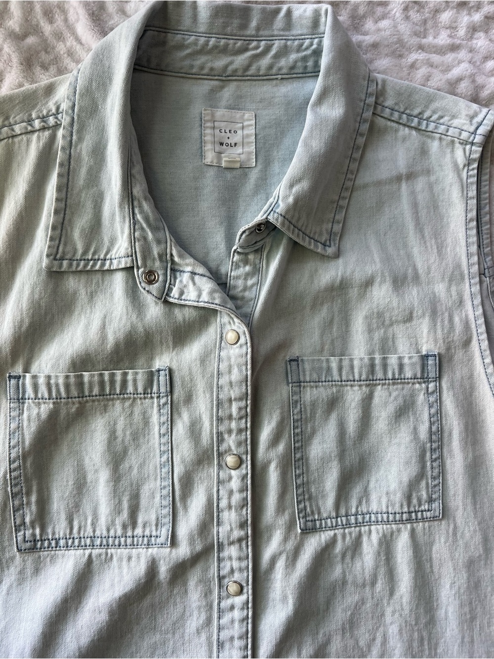Cleo + Wolf Women’s Light Wash Denim Shirt Dress XXL Sleeveless Snap Front - Picture 4 of 11